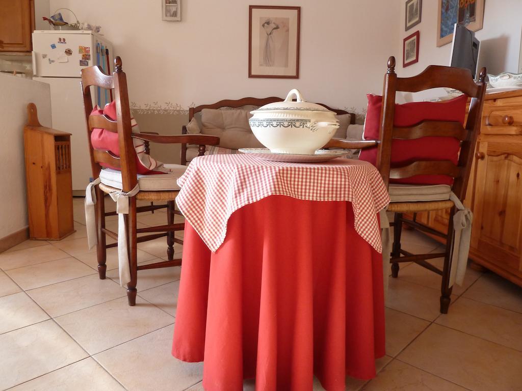 Les Tournesols Apartment Saint-Andiol ห้อง รูปภาพ